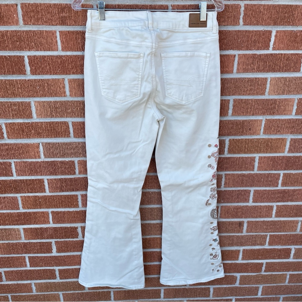 American Eagle Jeans Women's 8 Ivory Floral Super High Rise Flare Button Fly - Picture 2 of 9